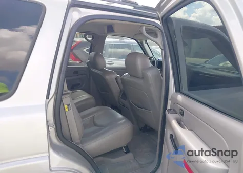 2004 Chevrolet Tahoe Lt z USA, uszkodzony, nr VIN 1GNEC13T74R217689